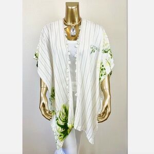 CLOSING SALE - CHICO'S $129 TASSEL BEACH COVERING RUANA (L/XL)